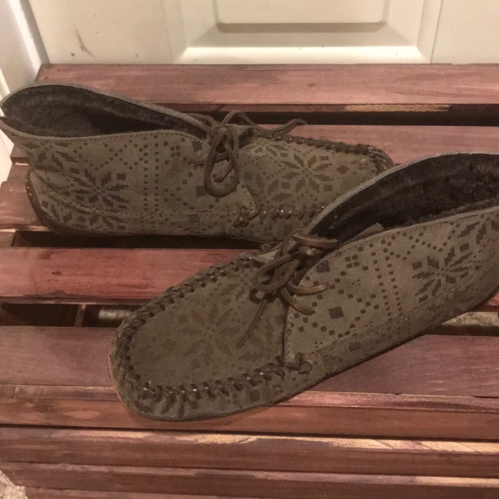 Frye moccasins